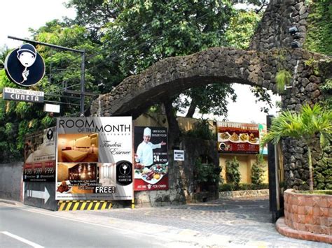 Victoria Court Cuneta Motorist Lodge .
